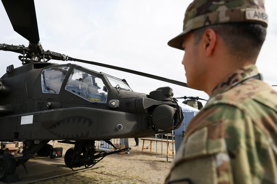 Украине могли передать вертолеты Apache