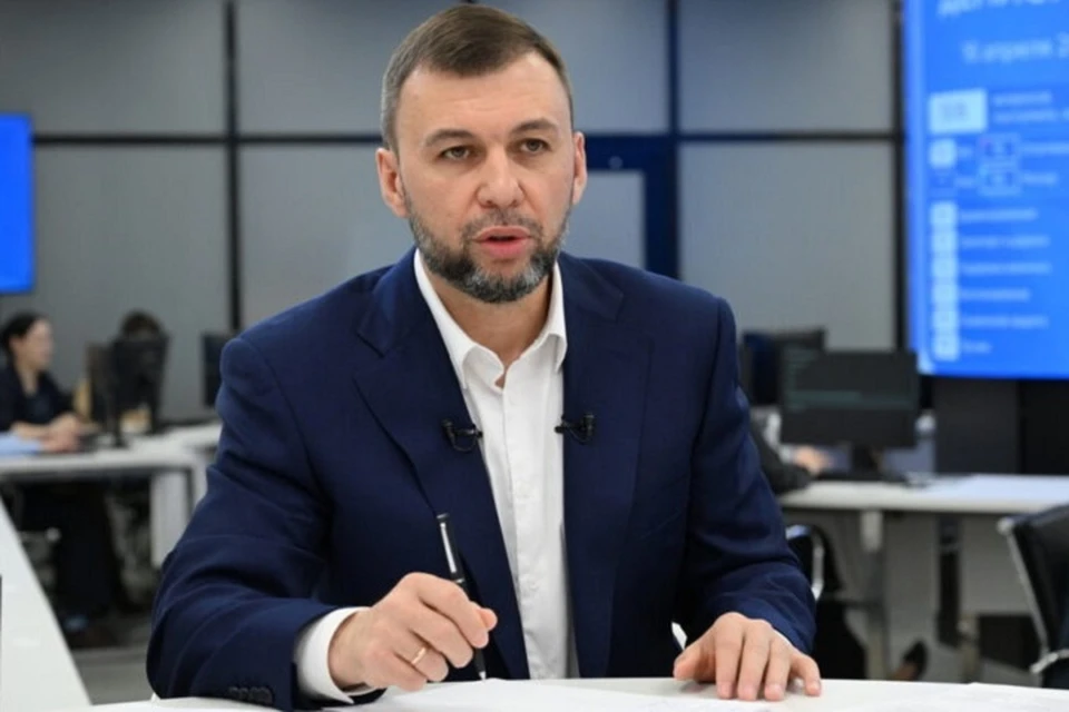 Денис Пушилин подчеркнул важность налаживания обратной связи с жителями. Фото: сайт Главы ДНР