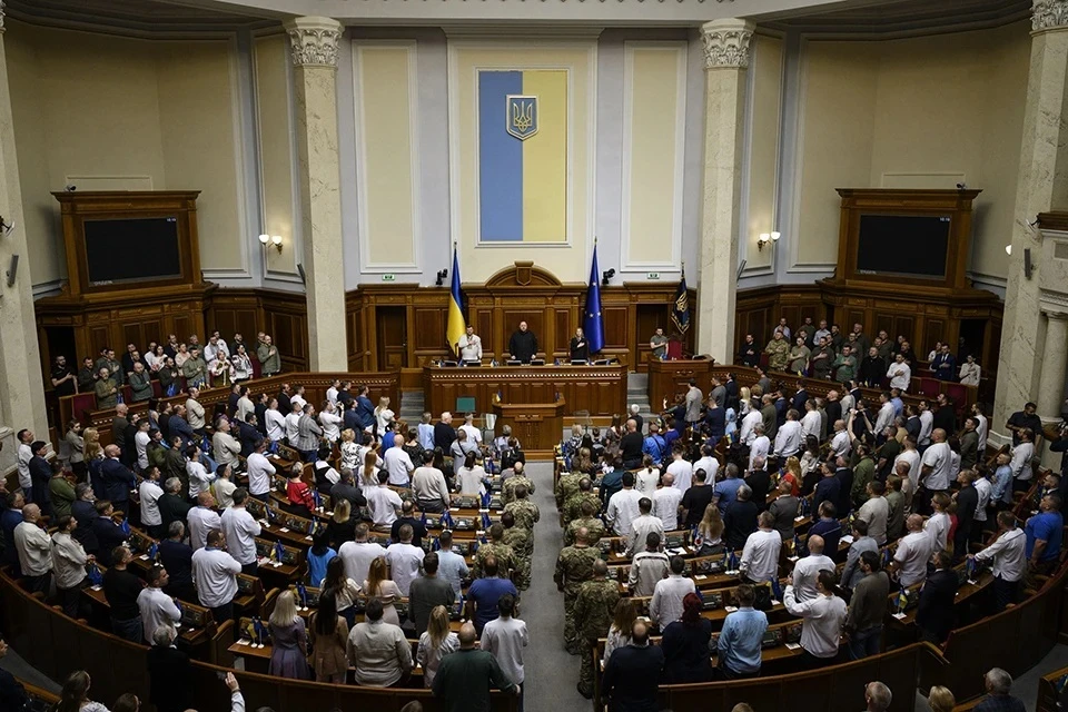 Рада в огне: продление мобилизации на Украине вызвало споры на самом высоком уровне
