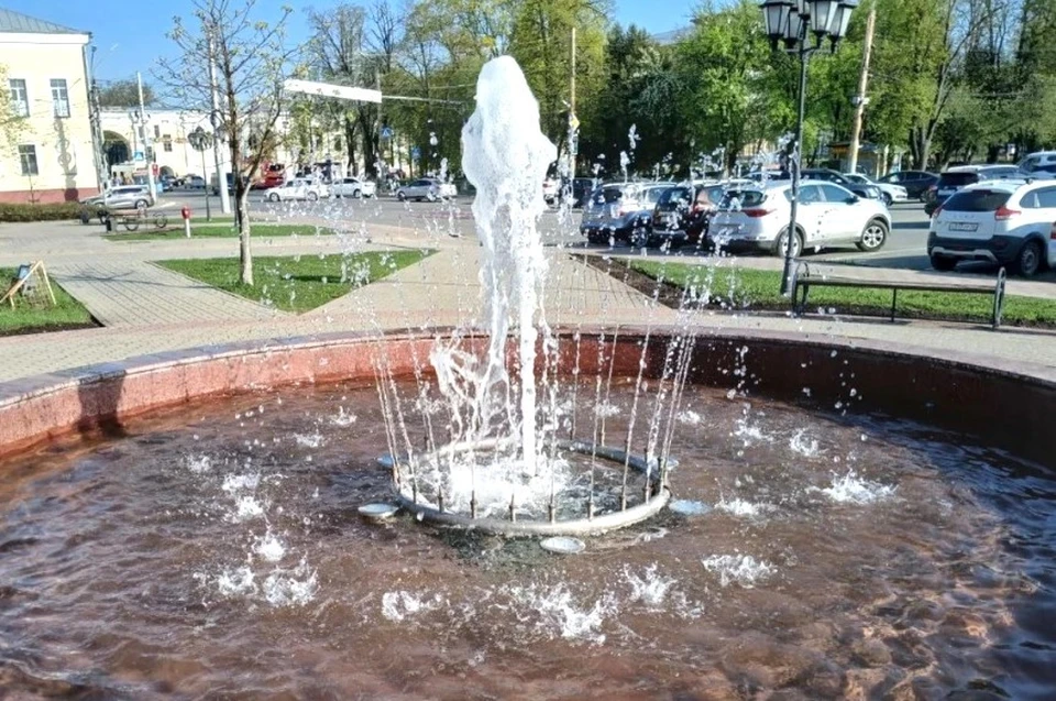 В Калуге начали работать фонтаны.