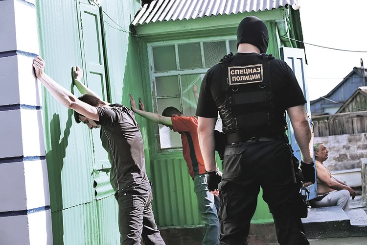 «Закладчики "живут" по 2 - 3 месяца»: как устроена прокси-война против России и кто целенаправленно травит наркоманов