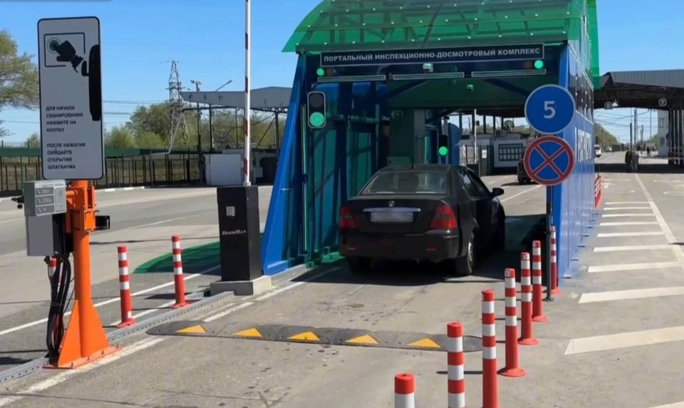 Новые комплексы позволяют непрерывно сканировать транспортный поток. Фото: кадр из видео Минтранса России / Tg.