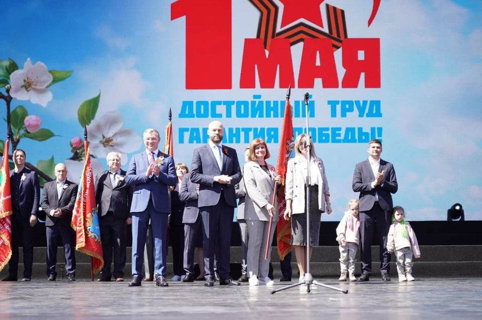 В Самаре главные торжества прошли на площади Куйбышева. Фото: Волжская коммуна