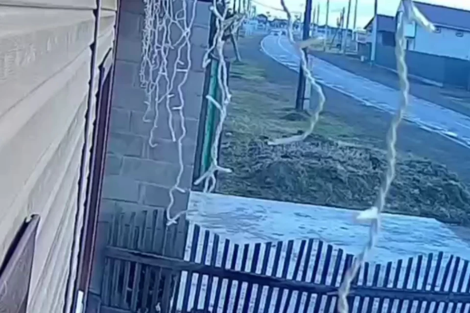Под Иркутском три человека на «Семерке» попали в серьезное ДТП.