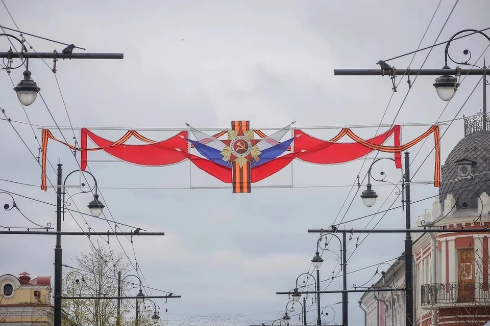 Рыбинск готовится к 9 мая: праздничный декор появился на транспорте и улицах. Фото: личная страница Дмитрия Рудакова