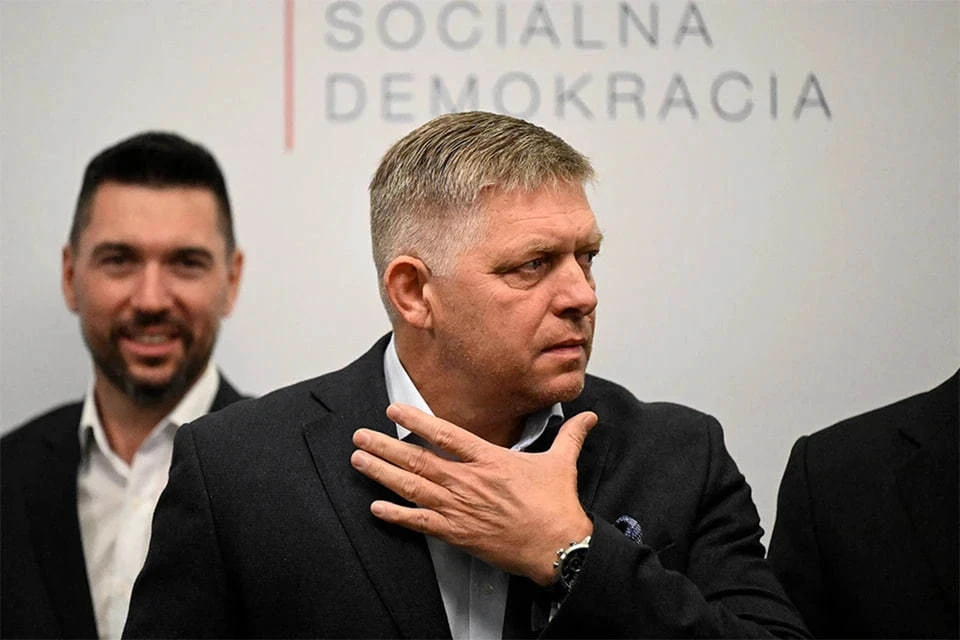 Фицо отверг заявление Зеленского об угрозах ко Дню Победы в Москве