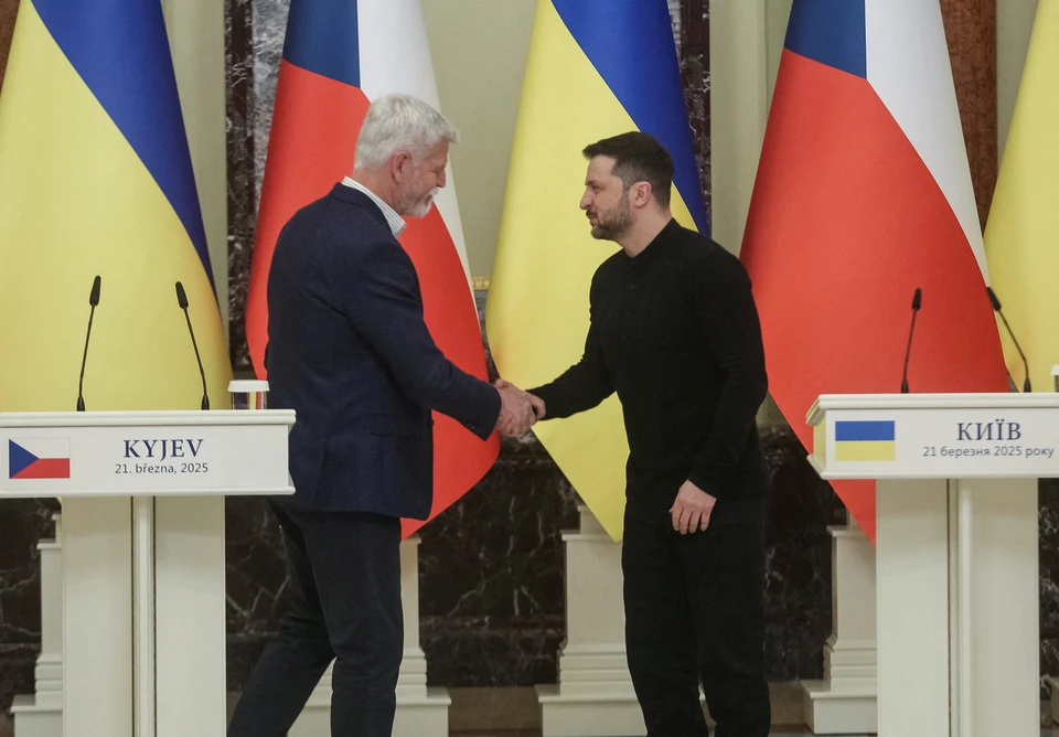 Зеленский прибыл с визитом в Чехию