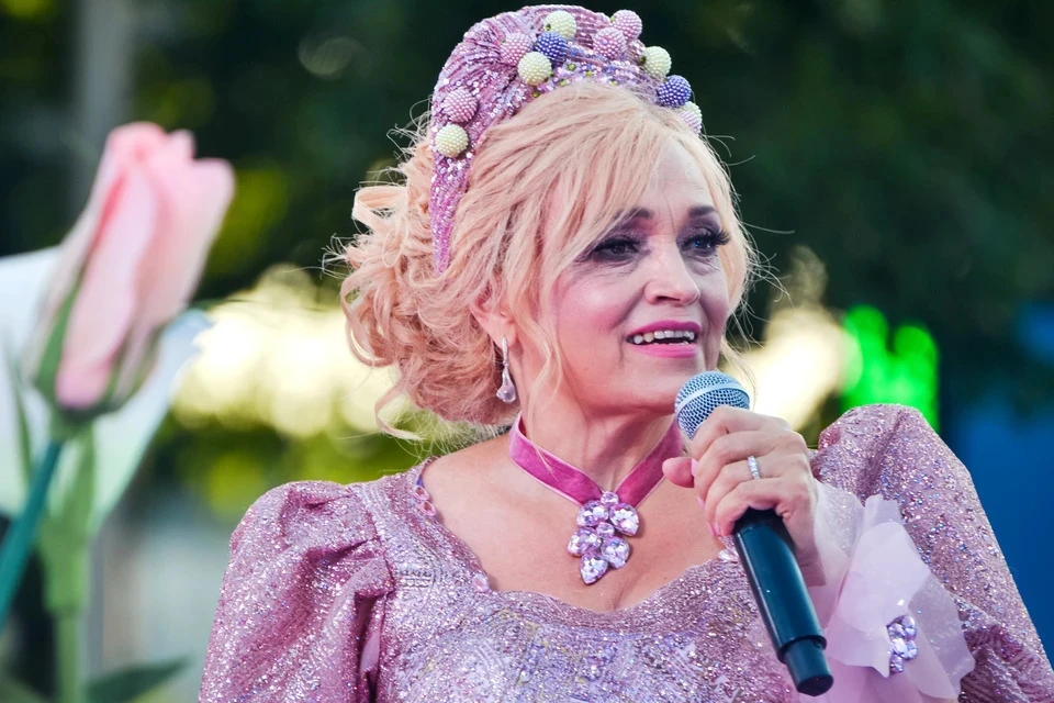На певицу Надежду Кадышеву совершили нападение после концерта в Иваново