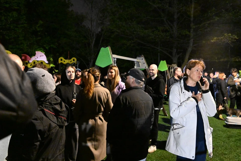 Москвичи, эвакуированные после пожара в девятиэтажном доме, получили психологическую помощь