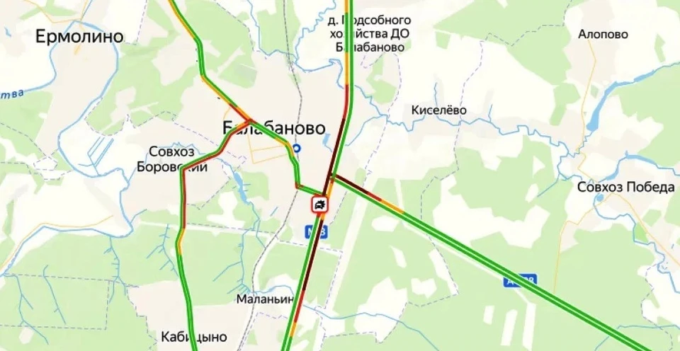 Трасса М3 «Украина» в районе Балабаново Калужской области встала из-за ДТП.