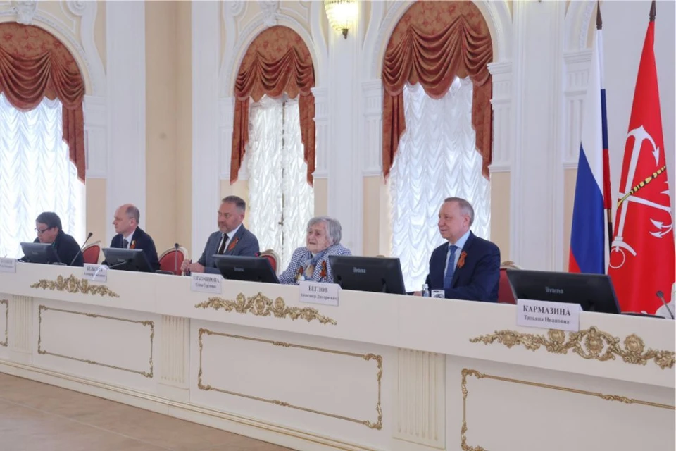 Ассоциация блокадников продолжает просветительскую работу. Фото: пресс-служба Смольного