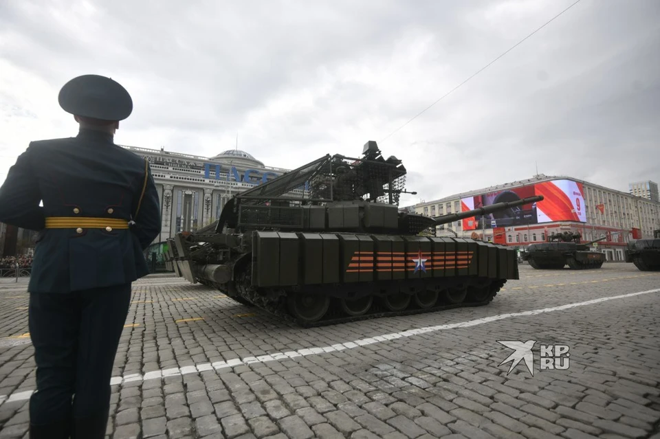 Около 90 единиц военной техники приняли участие в параде Победы 2025 в Екатеринбурге