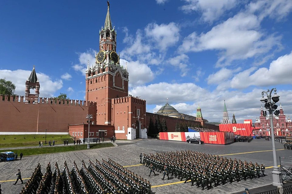 В Москве прошел грандиозный Парад, приуроченный к 80-й годовщине Победы в Великой Отечественной войне.