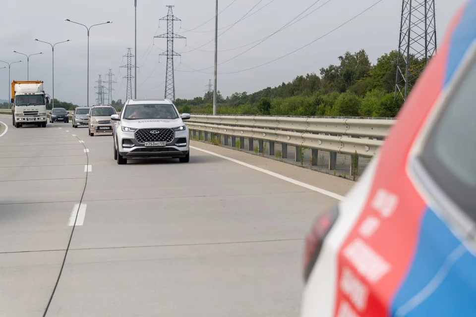 На улице Добролюбова начался ремонт автодорожного путепровода — движение перекроют почти на семь месяцев