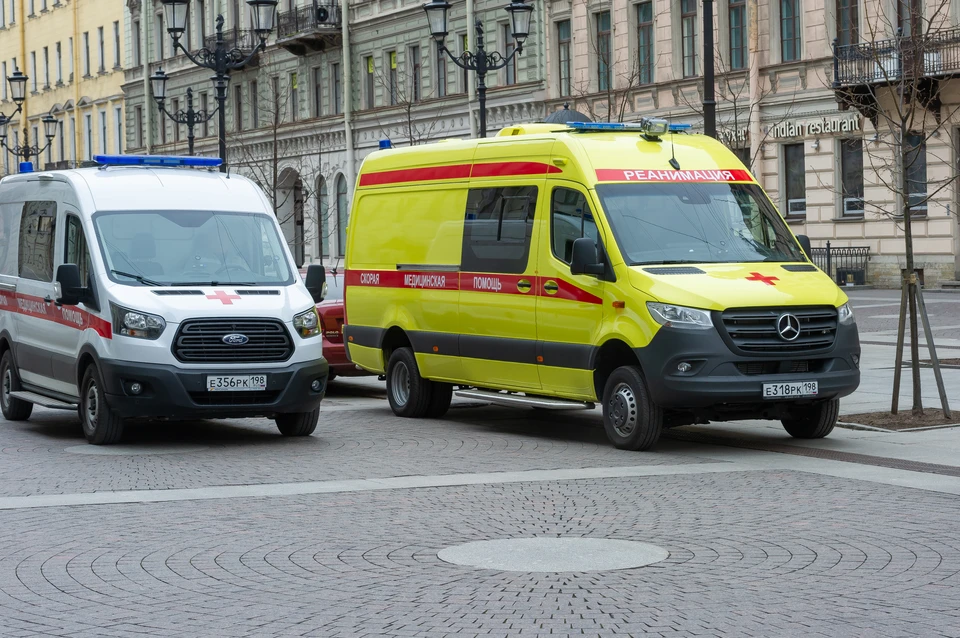Мужчину госпитализировали со множеством травм.
