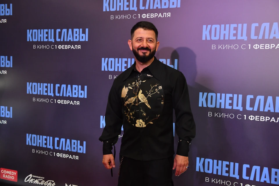 Сам Михаил слухи о третьих лицах в его разрыве с Викторией не комментирует