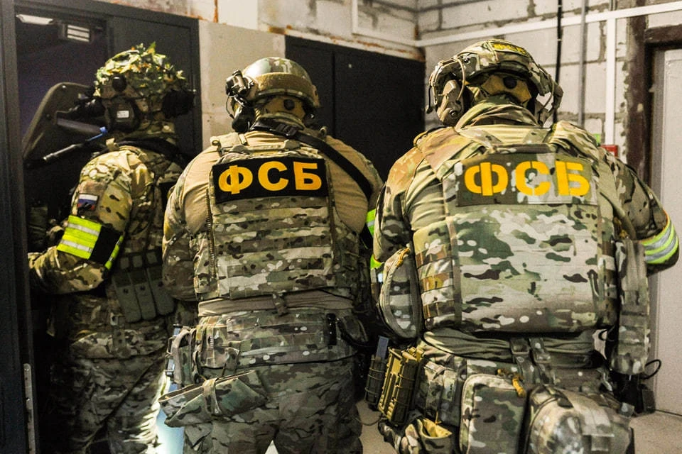 ФСБ в Казани задержала гендиректора фирмы за мошенничество с гособоронзаказом