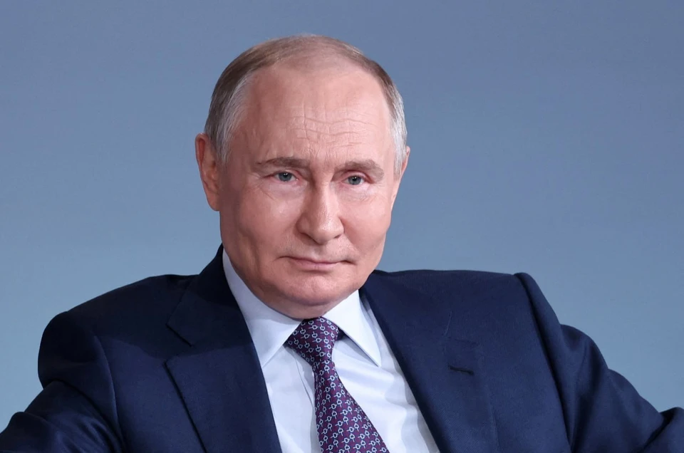 Путин присудил премию маршала Жукова авторам монографии о нацизме на Украине