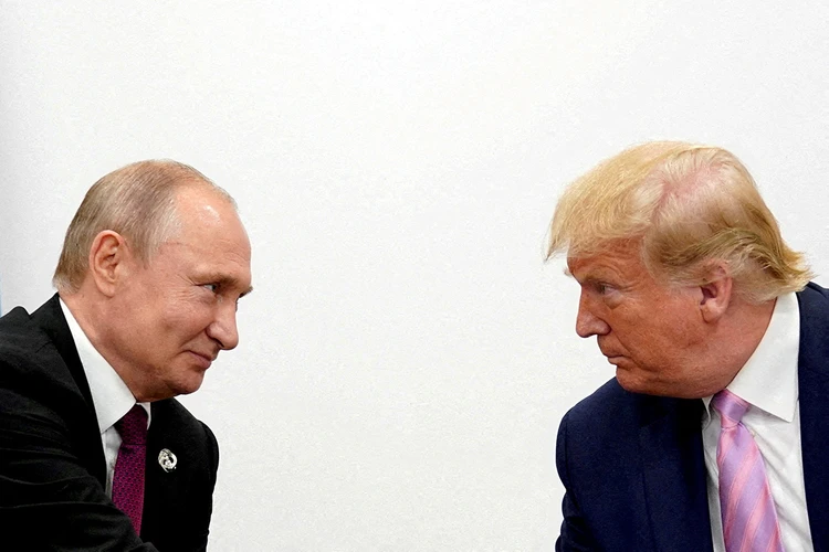 Путин и Трамп обсудят судьбу Зеленского: Президенты скоро встретятся, чтобы урегулировать конфликт на Украине