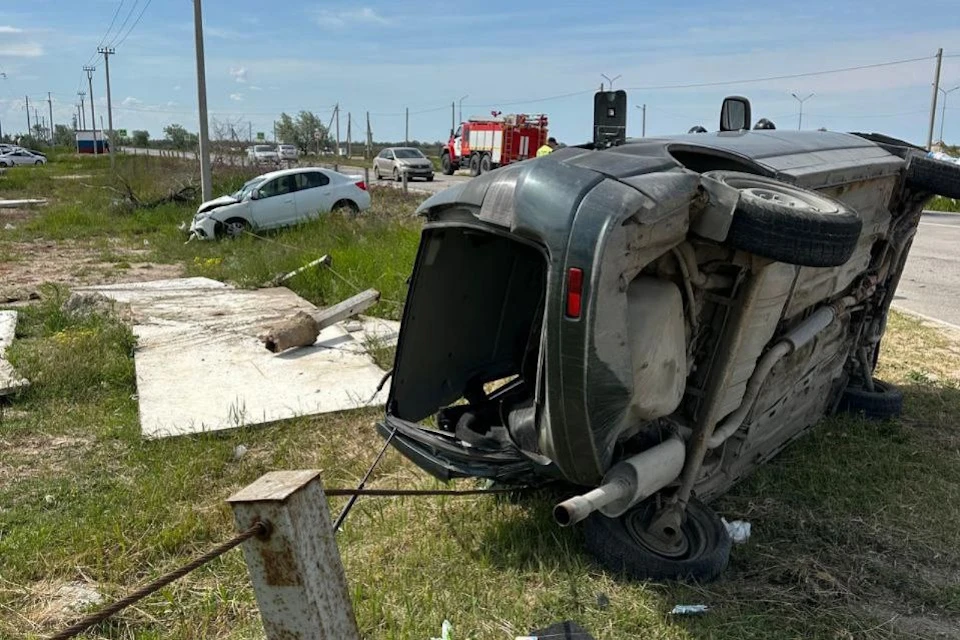 В селе Счастливцево в аварии пострадали три человека Фото: ГУ МЧС России по ХО