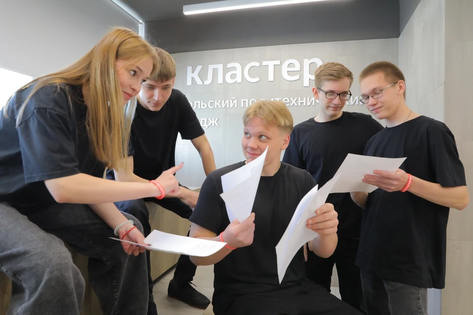 На выполнение задания у команд было две недели
