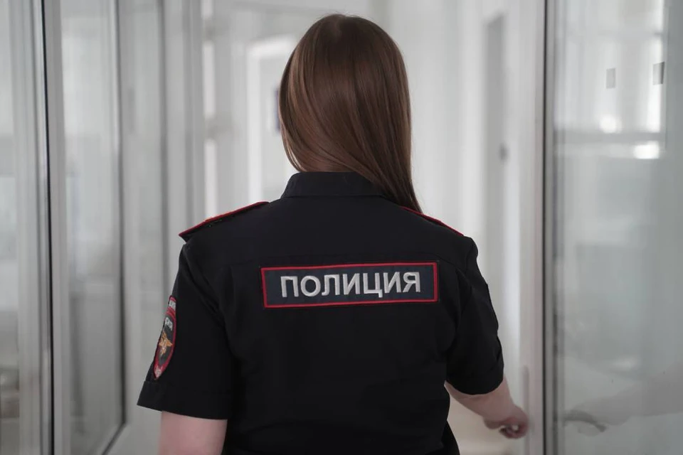 В Волжском районе неизвестные повредили остановку.