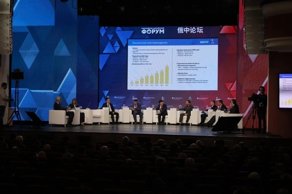На российской части острова строительство пункта пропуска планируется завершить в 2028 году