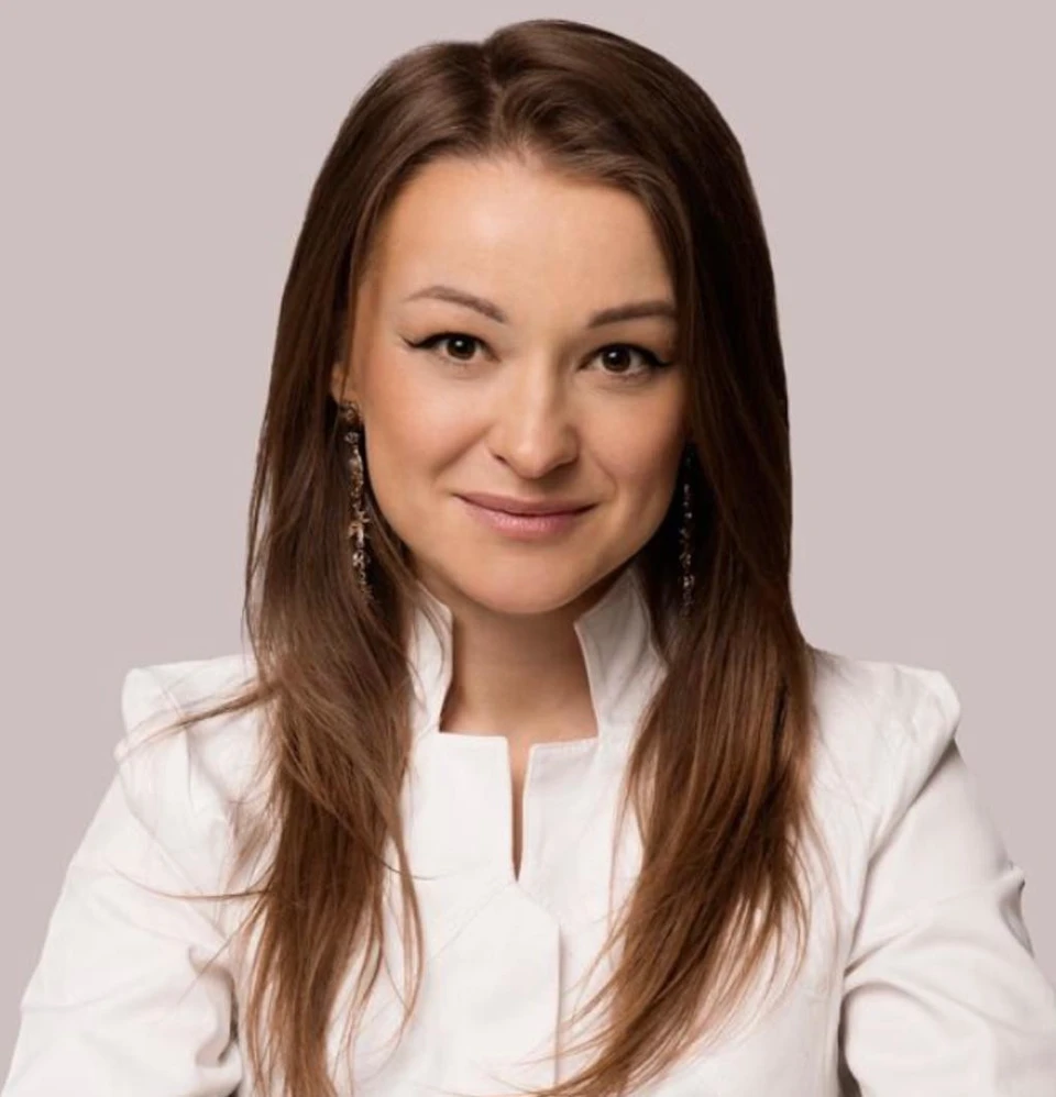 Екатерина Павловна Косенкова врач стоматолог-ортопед Тульской областной стоматологической поликлиники.
