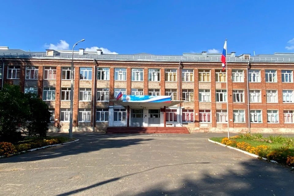 Школу №67 планируют объединить со школой №39 в Ижевске. Фото: shkola67izhevsk-r18.gosweb.gosuslugi.ru