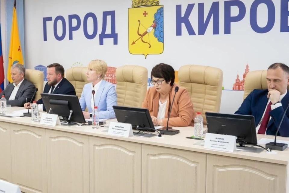 Через две недели чиновники, депутаты и перевозчики вновь обсудят все корректировки. Фото: киров.рф