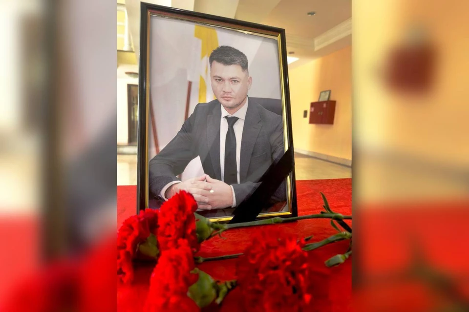 Мэр Ставрополя выразил соболезнование близким погибшего Заура Гурциева. Фото: Иван Ульянченко