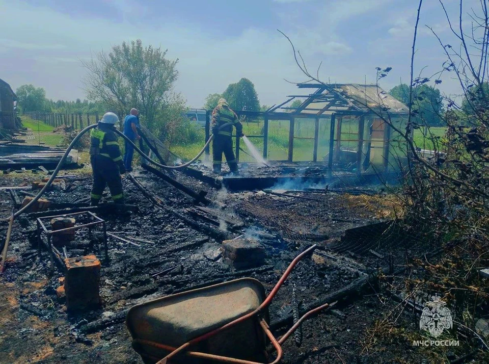 Три неэксплуатируемых сооружения горели в Тульской области за прошедшие сутки