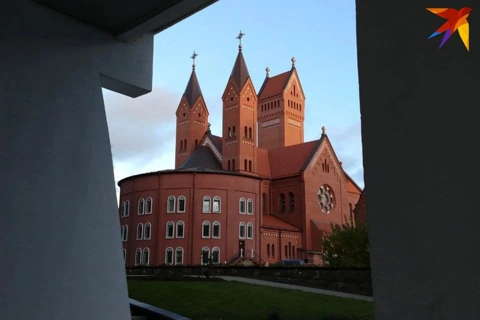 Красный костел в Минске. Фото: Архив "КП"