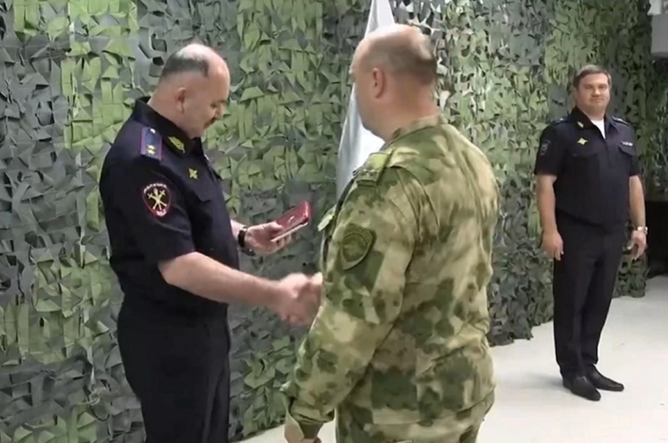 Действия сотрудников полиции сыграли важную роль в нормализации обстановки и возвращении к мирной жизни в Курахово. Фото: МВД по ДНР