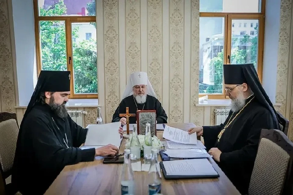 В ходе встречи рассмотрены актуальные вопросы жизни митрополии. Фото: Ставропольской епархии РПЦ