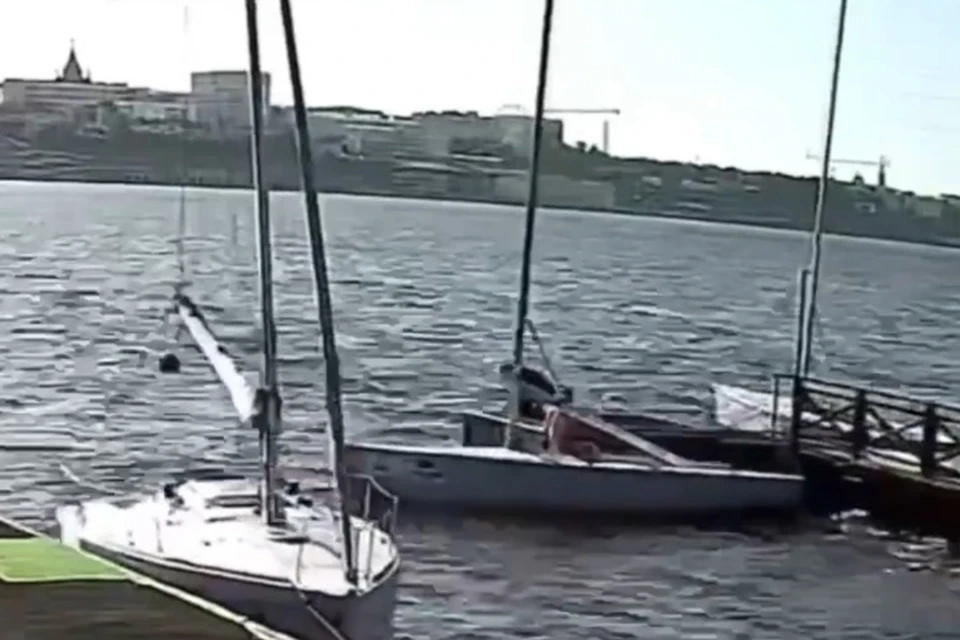 Мужчин задержала полиция. Фото: скриншот видео