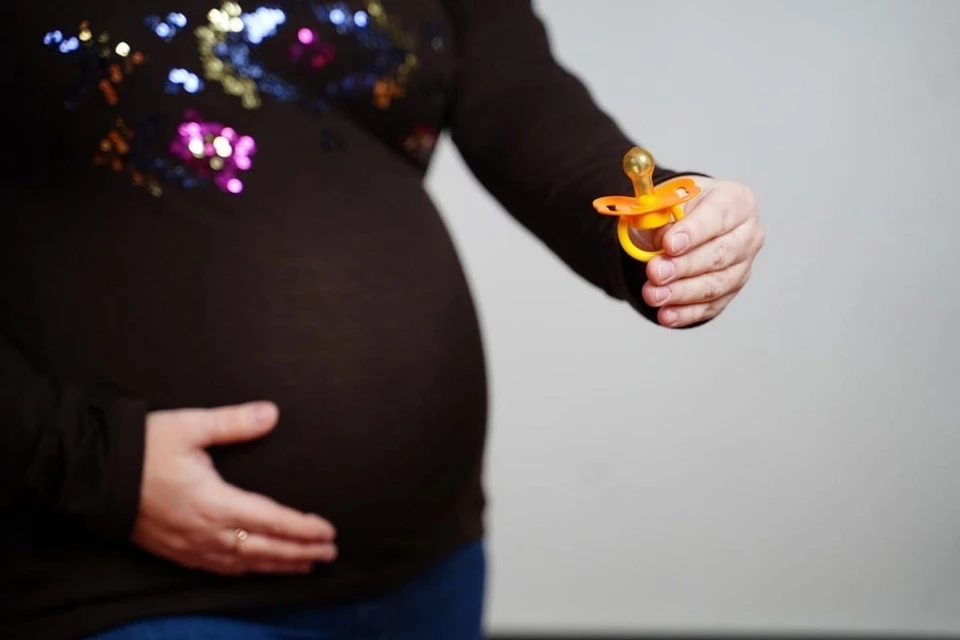 Мальчиков родилось чуть больше, чем девочек