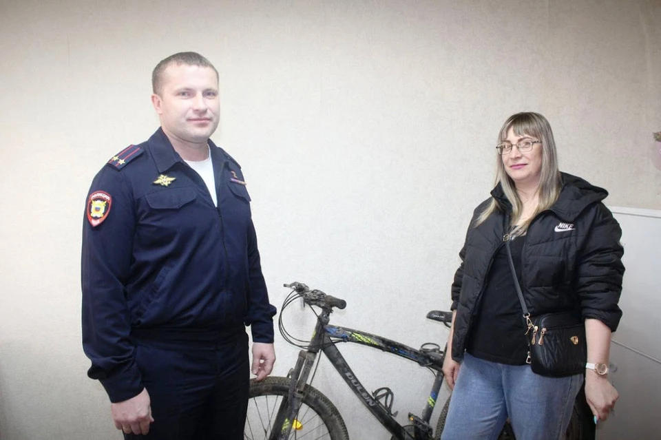 У жительниц Шарыпово украли велосипед и коляску прямо из подъездов. Фото: краевое МВД