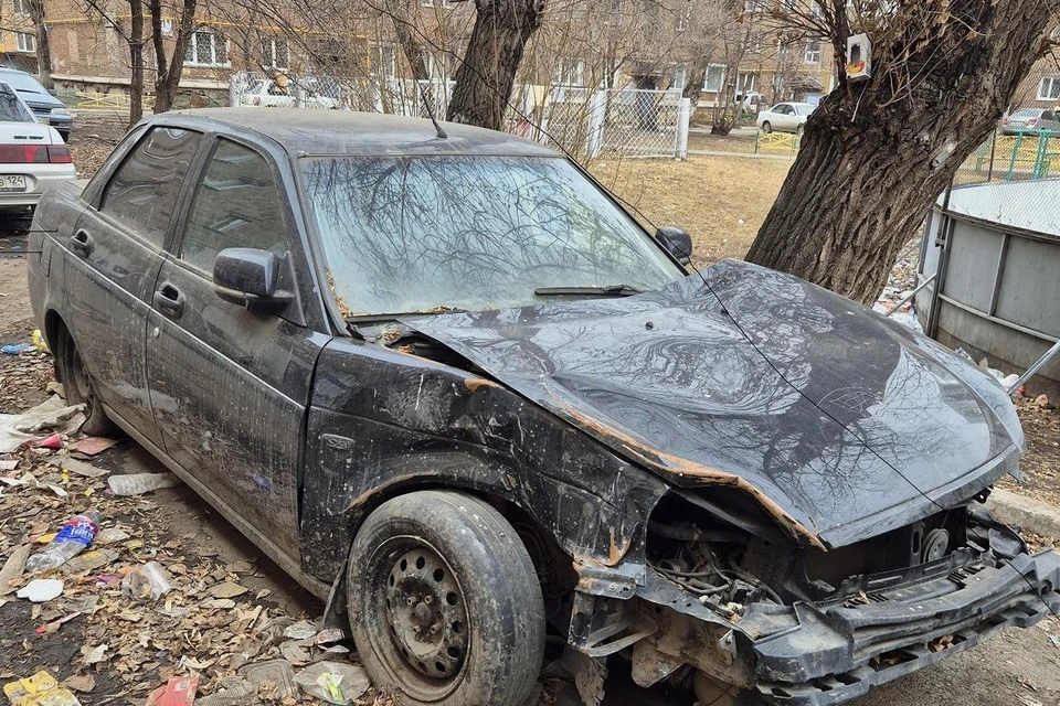 За год с улиц Красноярска увезли 400 единиц автохлама. Фото: телеграм-канал главы города