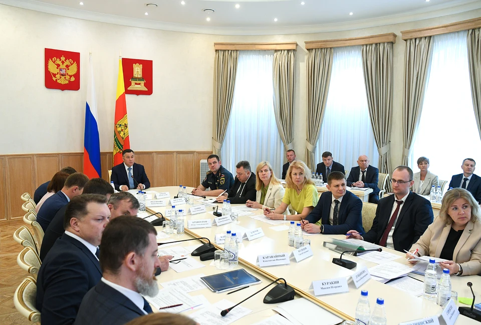 На заседании комиссии.