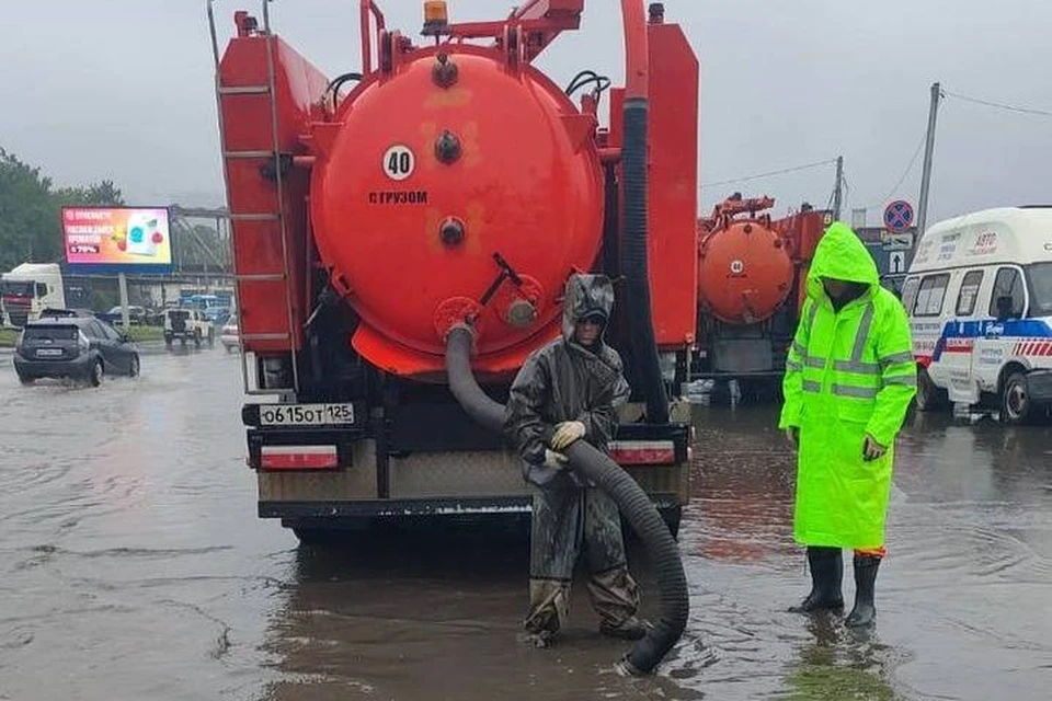 Луговая под водой.