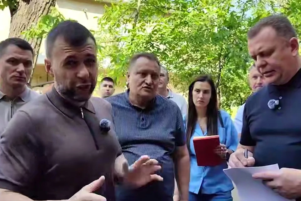 Глава ДНР Денис Пушилин встретился с жителями Киевского района Донецка. Фото: ТГ/Пушилин