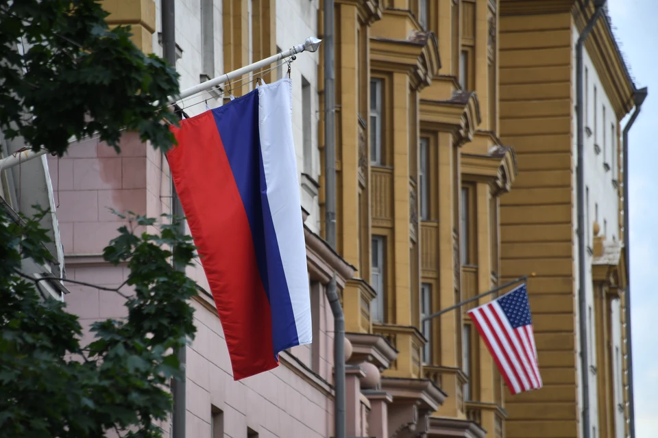 Посол Дарчиев рассказал об обсуждении РФ и США облегчения визового режима