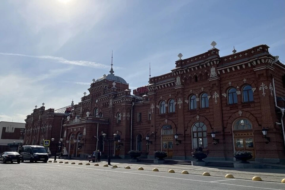 Терминалы оборудованы удобными интерфейсами и дополнительными экранами.