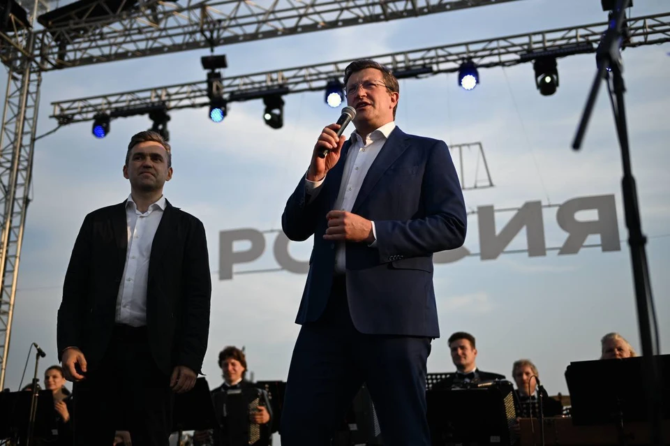 Глеб Никитин отправился по Волге в Юрьевец на День России. Фото: t.me/glebnikitin_nn