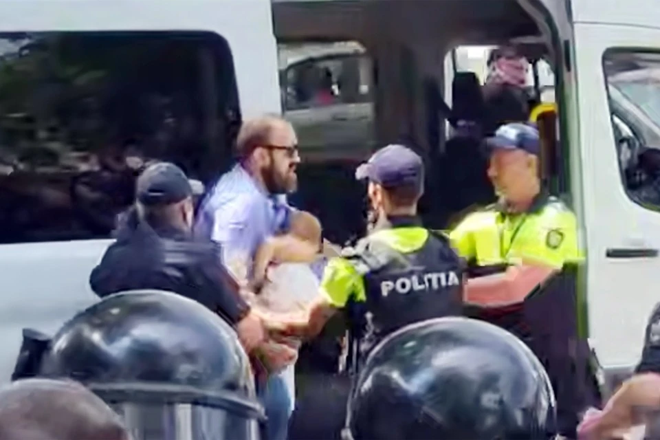РПЦ осудила насилие молдавских силовиков в отношении священников в Кишиневе