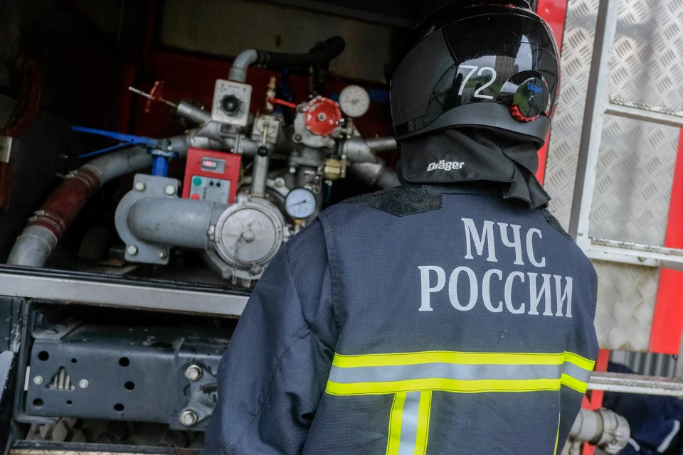 Всего на местах происшествий задействовали 80 специалистов и 20 единиц техники