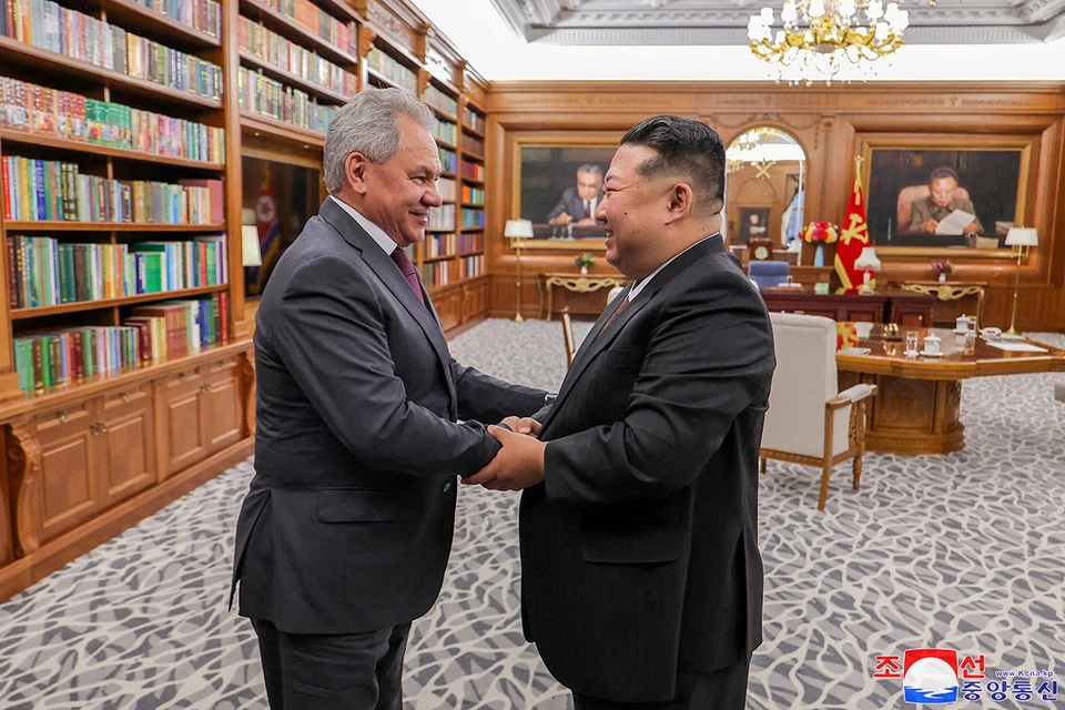 Сергей Шойгу в очередной раз посетил Пхеньян.