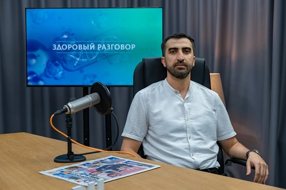 Хирург отметил, что проводит в клинике бариатрические операции при ожирении и удаляет пупочную и паховую грыжу