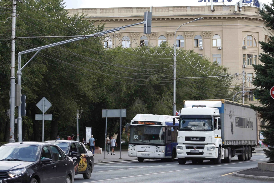 Фурам разрешили заезжать в город, но не всем.